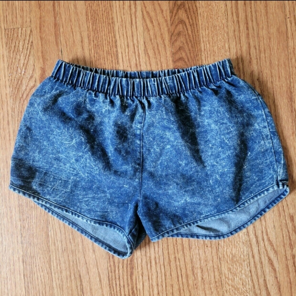 3/$15 Acid wash pull on shorts